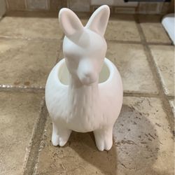Kikkerland Lloyd the Llama Ceramic Planter Pot for Plants Succulents plants 