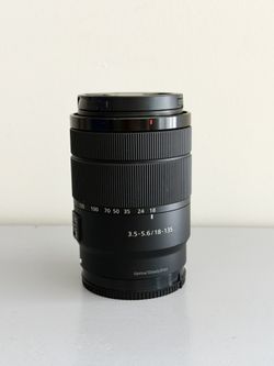 Sony E 18-135mm f/3.5-5.6 OSS Lens