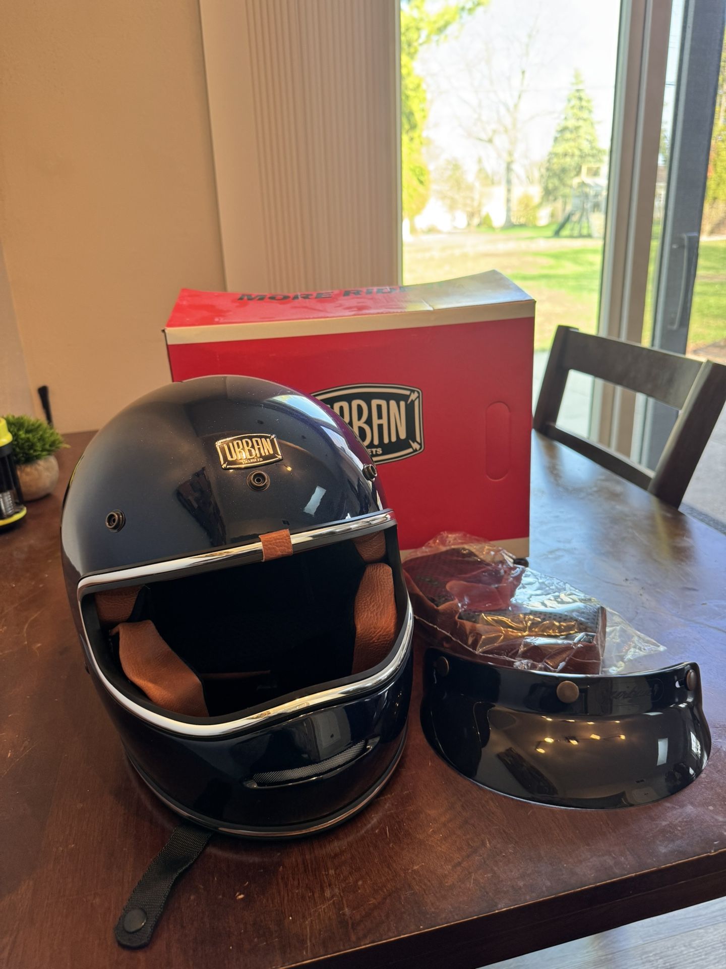 Urban Big Bore Blue Flake ll full face helmet