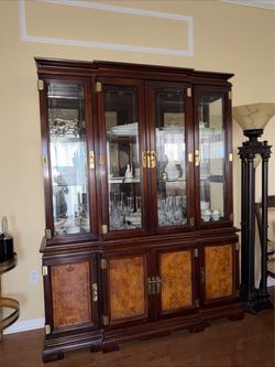Oriental style dining room China Cabinet