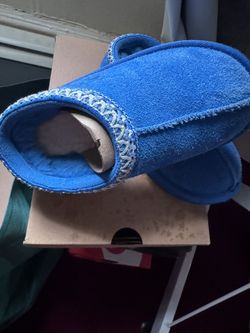 Royal blue UGG