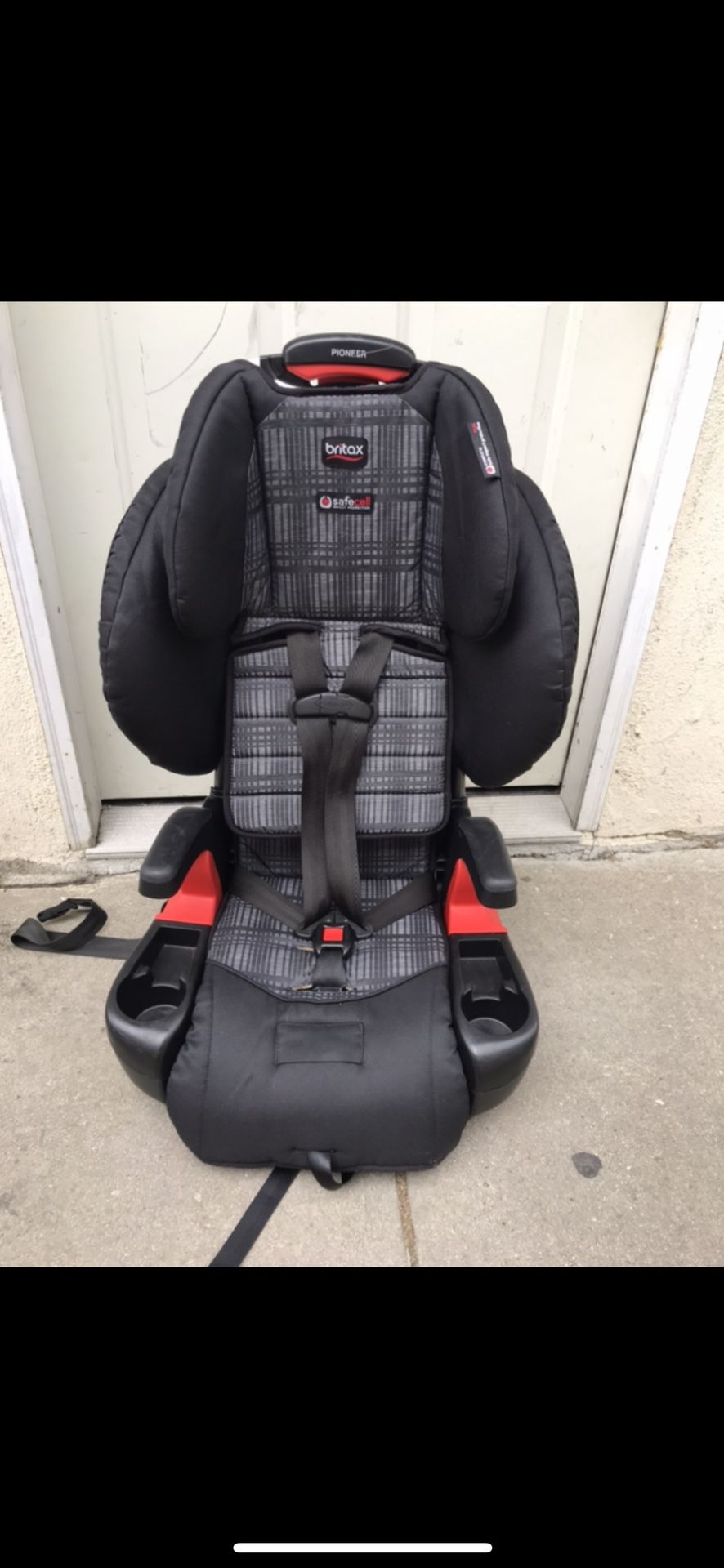 Britax pioneer canada sale hotsell