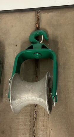 Greenlee 650 hook-type cable sheave