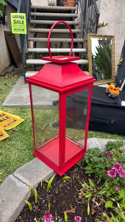 Red Decorative Lanterns