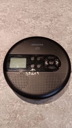 Megatek Portable  CD and Flash Drive Player