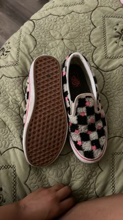 fluffy pink checkered vans