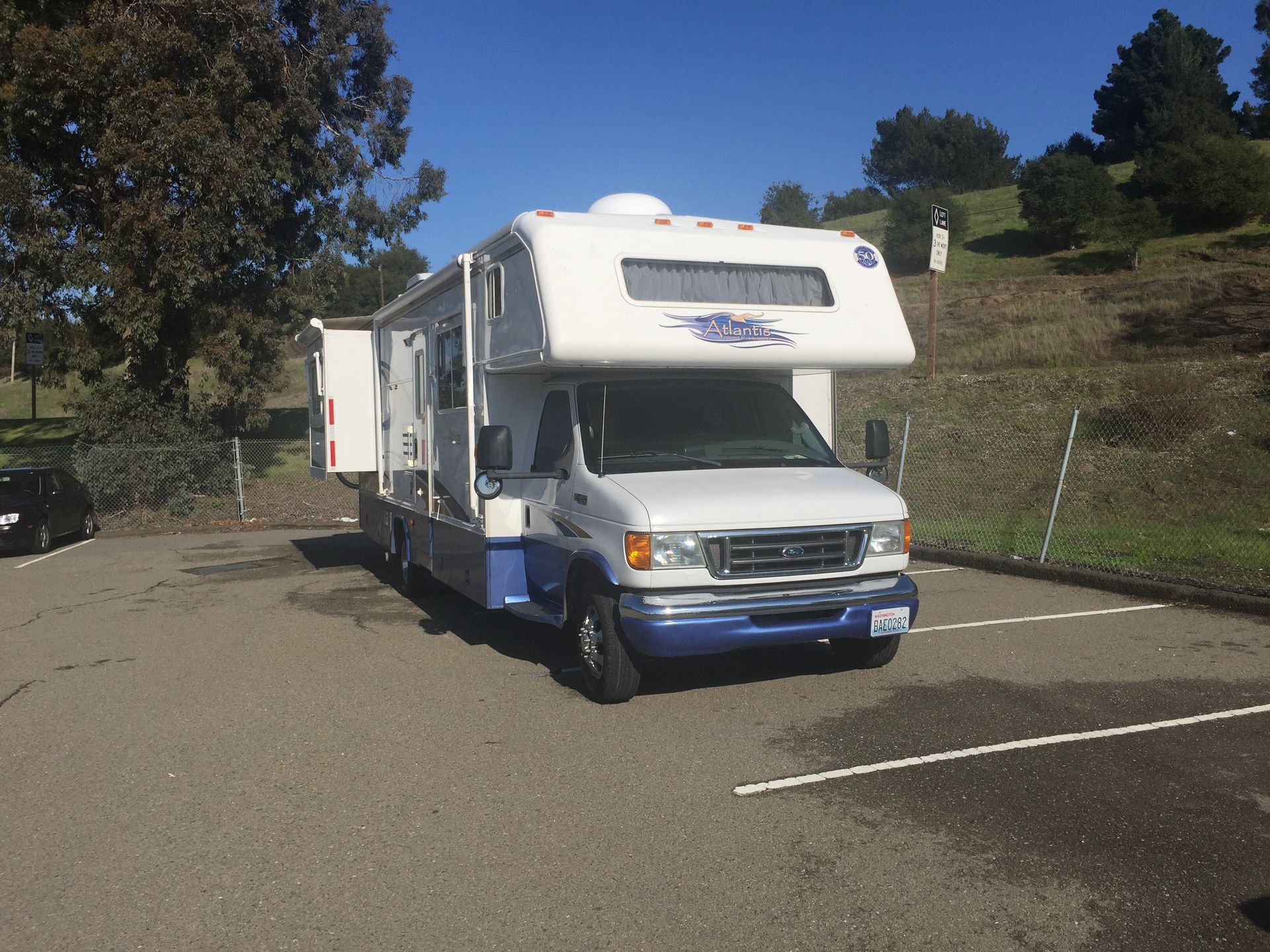 2004 Holiday Rambler 29PBD Atlantis