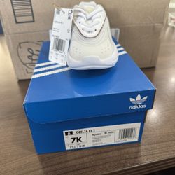 New children’s Reebok