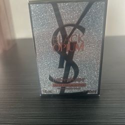 Y es saint Lauren black opium parfum