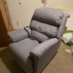 Lazy Boy Astor Platinum Powerlift Chair