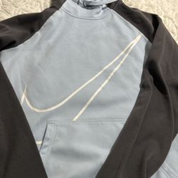 Nike Therma Women