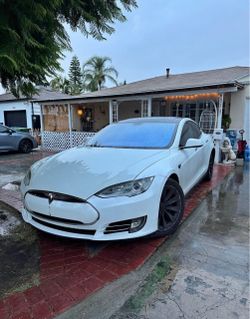 2013 Tesla Model S