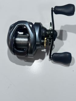 Shimano curado dc 150xg right hand retrieve bait caster reel