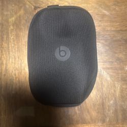 Beats Studio Pro 