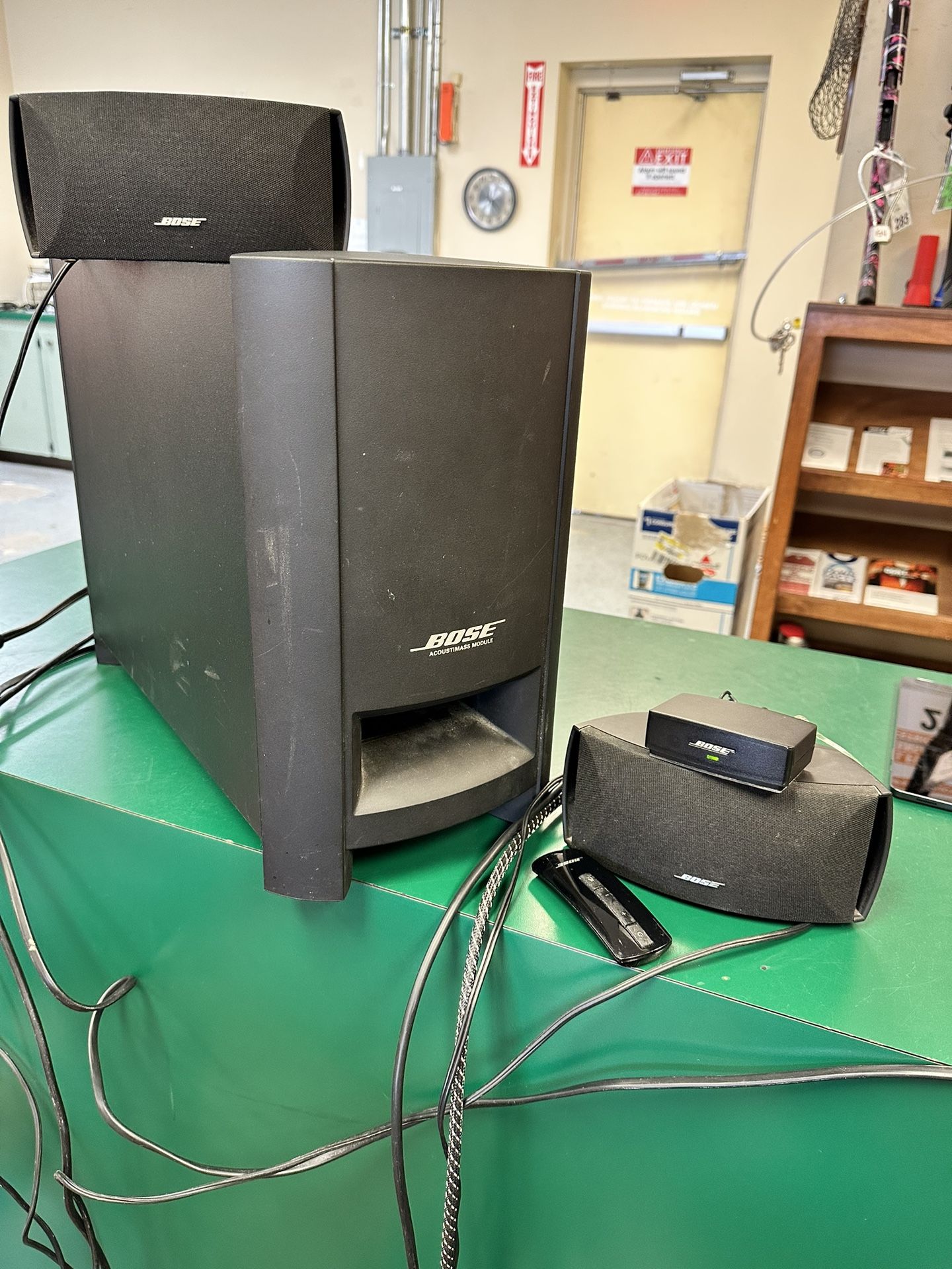 BOSE SURROUND SYSTEM