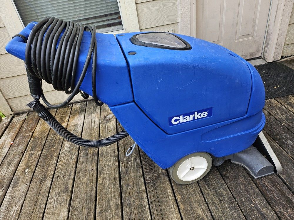 Clarke floor Scrubber (Clean Track 18)
