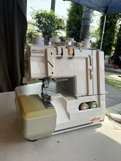 Elna Lock Pro 4 DE