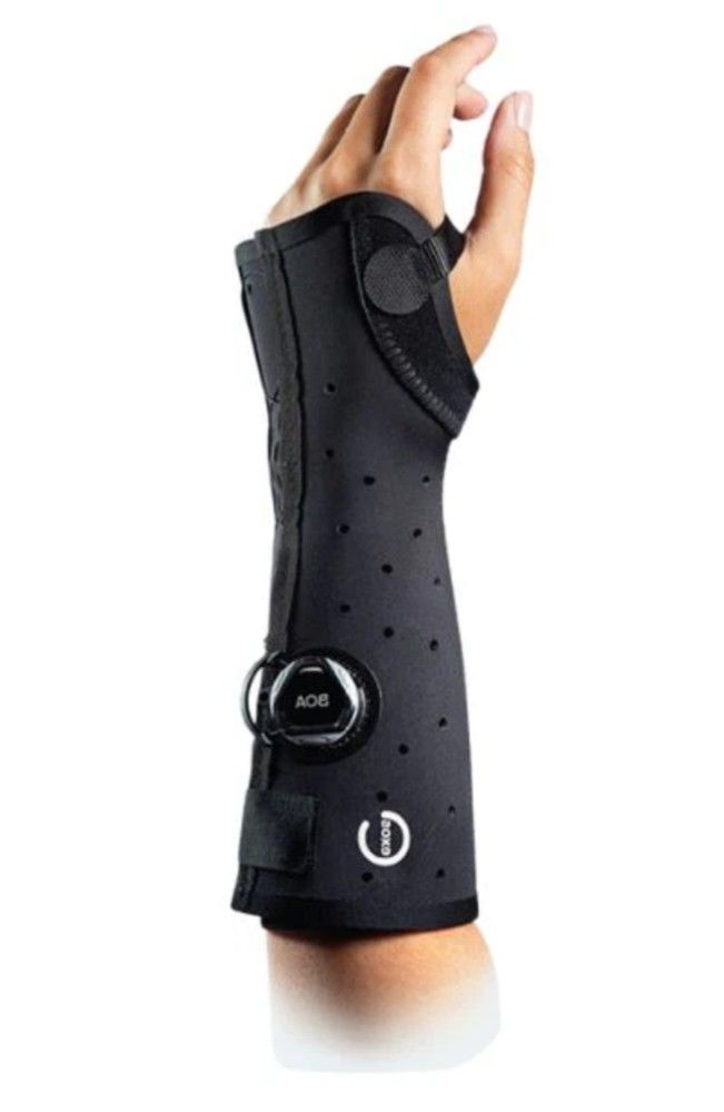 XS Right- Exos Short Arm Fracture Brace w/ Open Thumb | Cast Splint