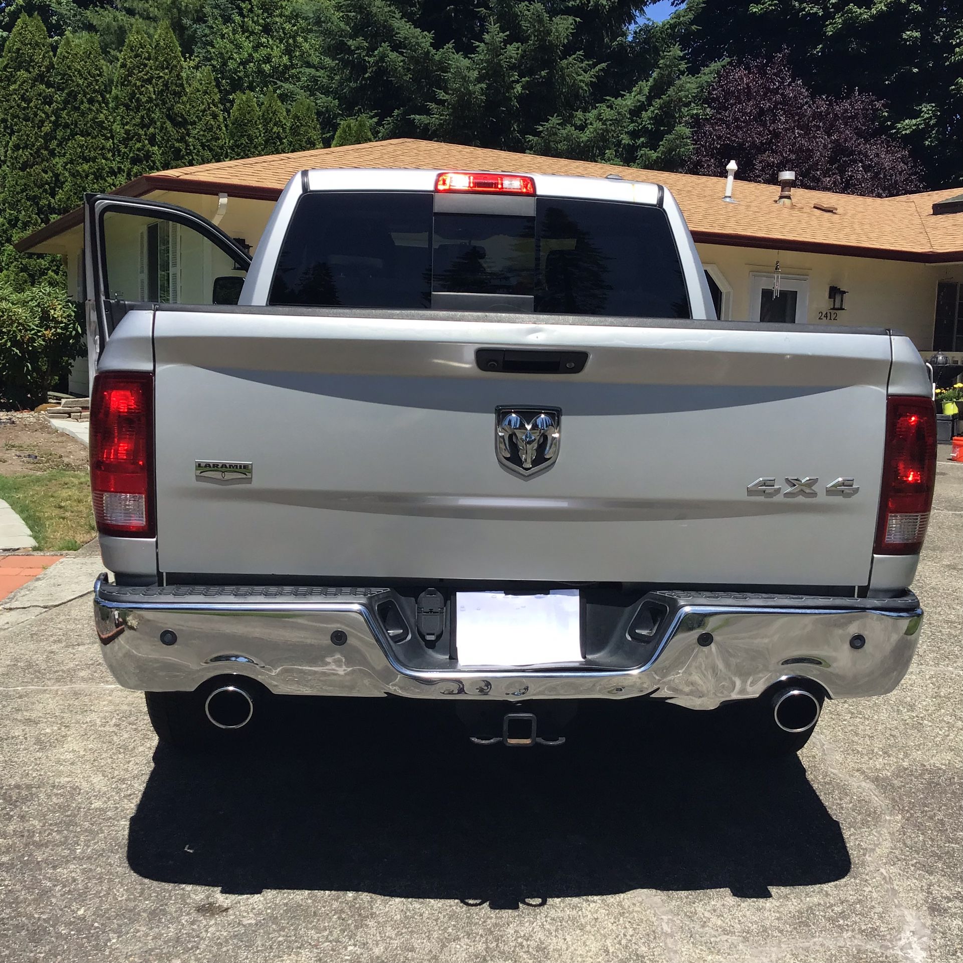 Rear Bumper For 2011 Ram. Dual Exhaust And Parking Sensors. Fits 09 To 17 At Least.