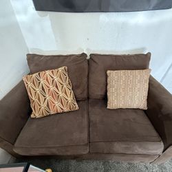 Couches $120