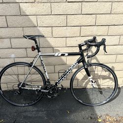 Cannondale CAAD 10 56 cm Road Bike