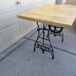 Sewing Table/Desk
