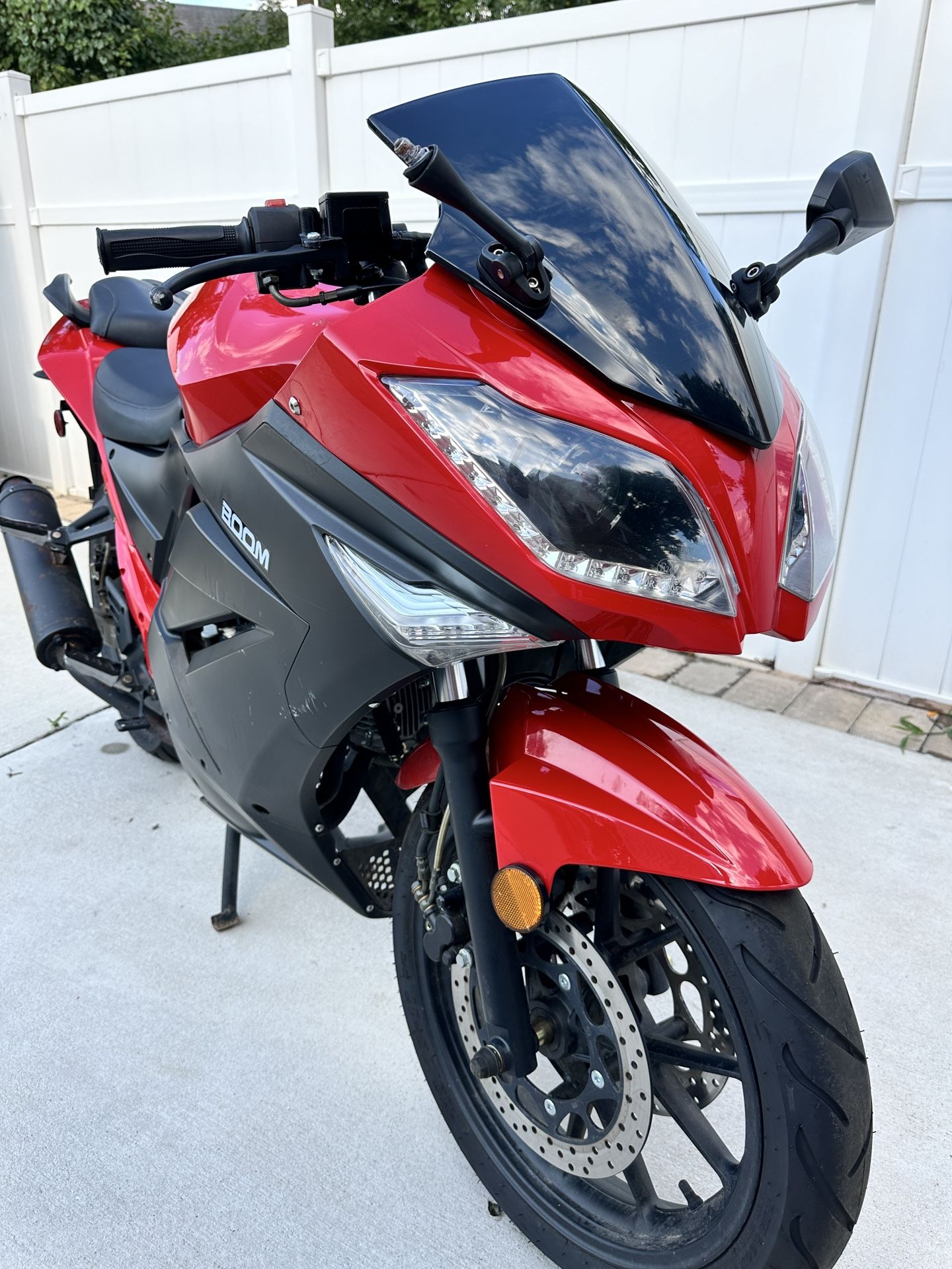 Ninja 🥷🏼 🏍️ Motorcycle For Only 2,500.