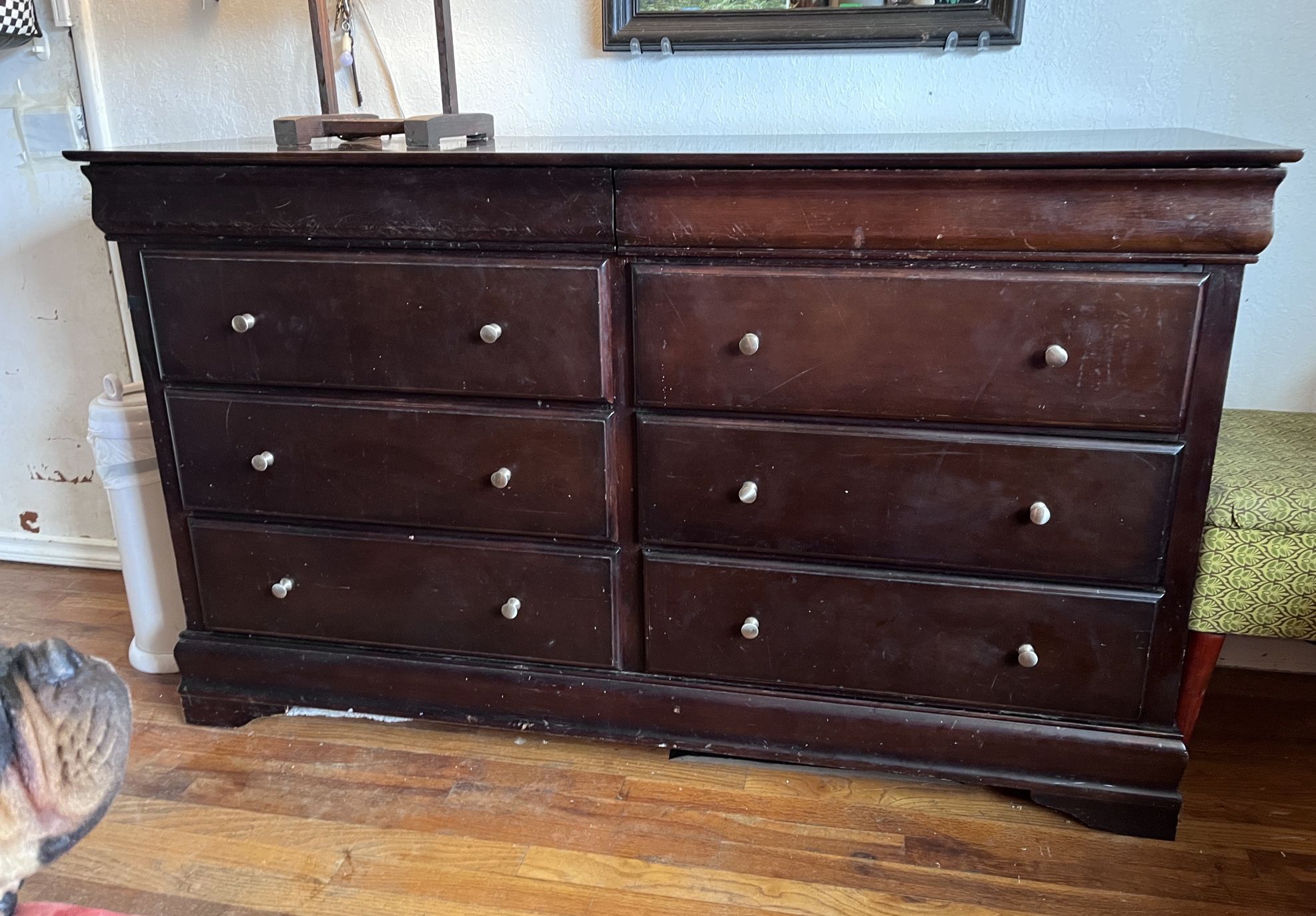 Dresser Set