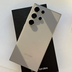 Samsung Galaxy S24 Ultra 