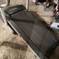 Treadmill 