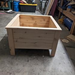 Cedar Planter Box