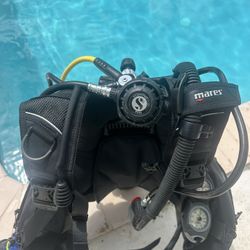 Scuba Diving Set Mares and Scuba pro. No Tank 