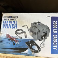 Badlands Marine Winch 2000 LBS