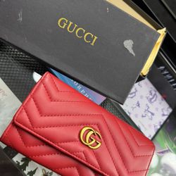 Gucci Wallet ( Not Real ) 