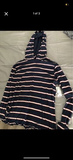 Sweater New With Tag Size Small Men’s 
