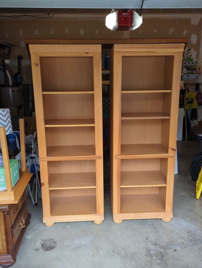 25 For Paid Of Shelves