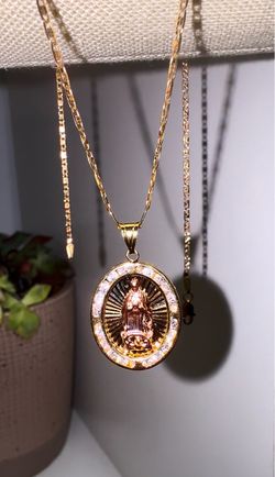 CADENA CON DIJE VIRGEN DE GUADALUPE ORO 14k