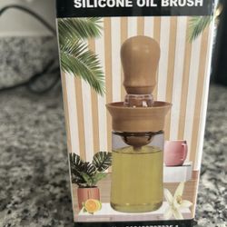 Oil Dispenser With Silicone Brush