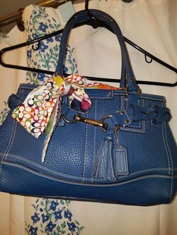 meduimn coach well made 4 pics