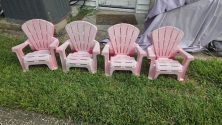 Set of 4 Little Tikes Outdoor Chairs