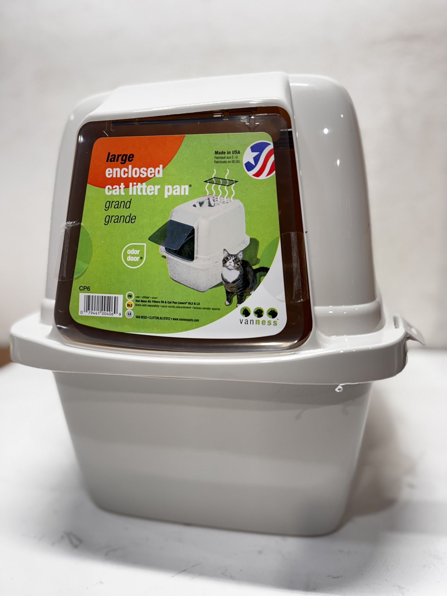 Van Ness Pets Odor Control Large Enclosed Cat Litter Box