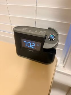 Radio Alarm Clock Projector