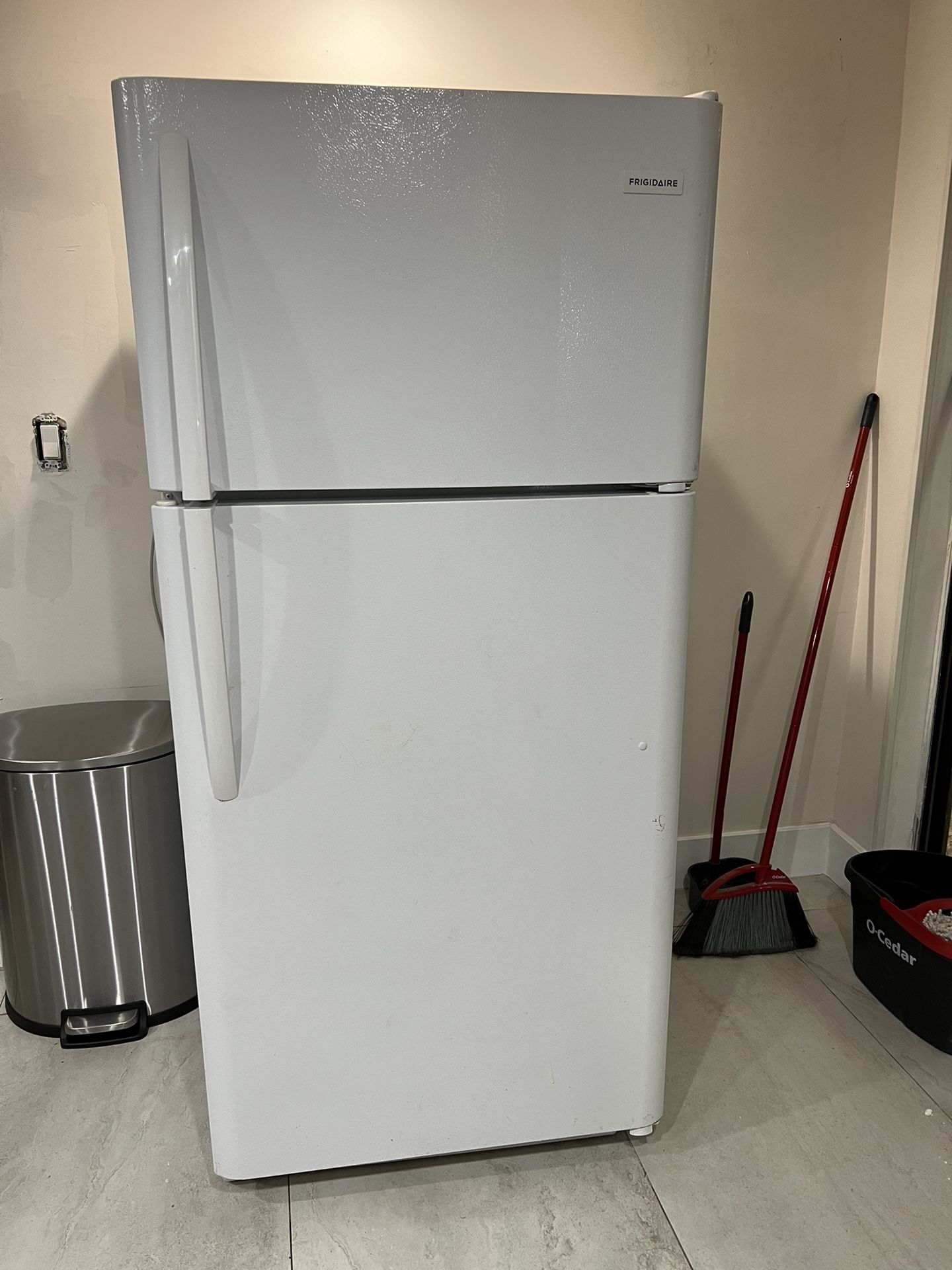 Refrigerator for Sale in Hialeah, FL OfferUp