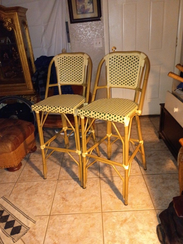 Cream And Dark Green Mediterranean Bistro. Barstool Chairs