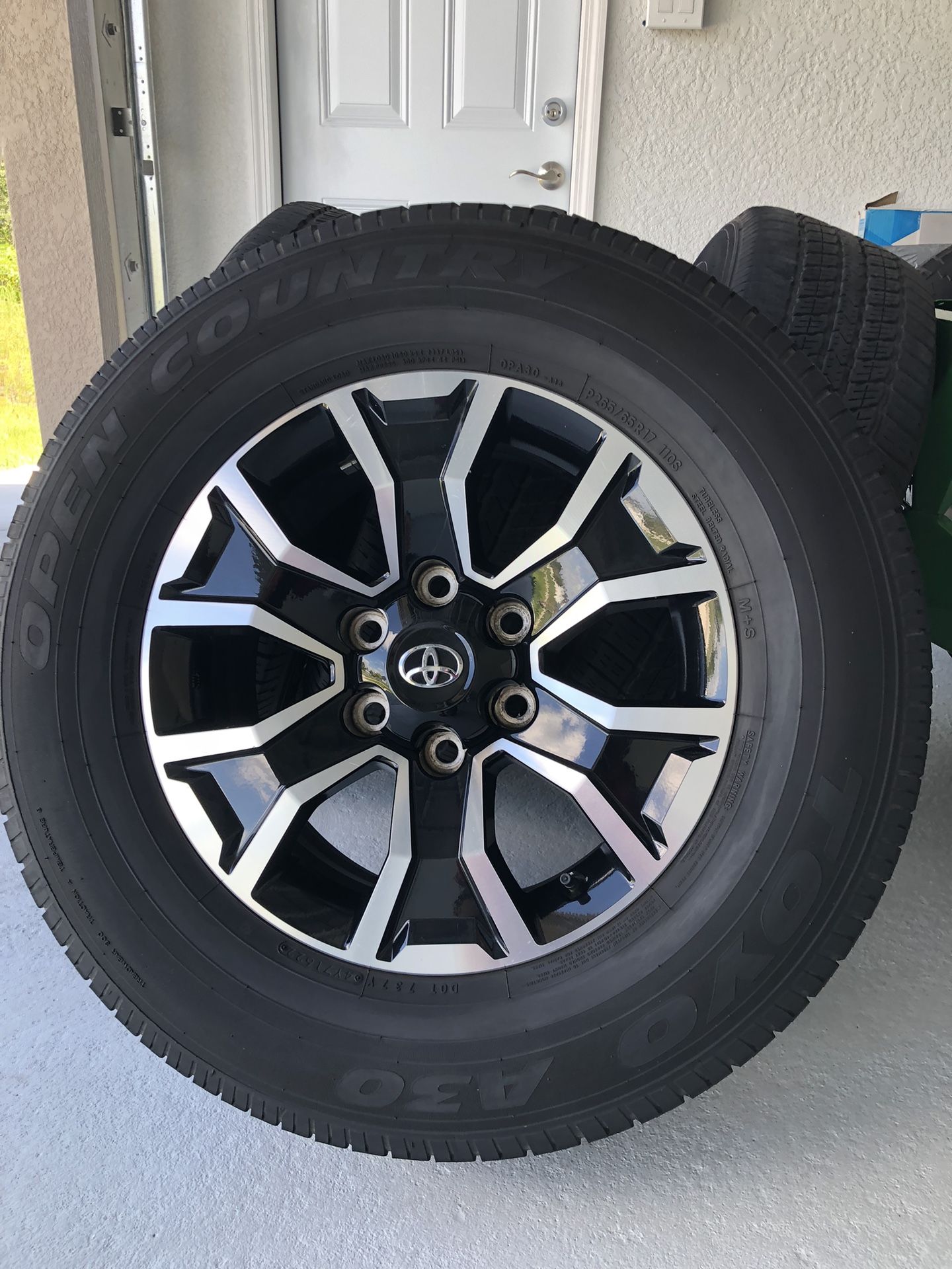 2021 TOYOTA TOCOMA TRD SPORT OEM 17” WHEELS/RIMS WITH P265/65R17 OPEN COUNTRY TOYO A30 TIRES