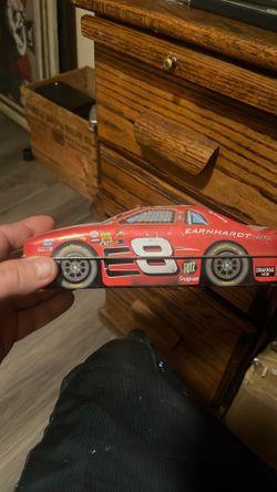 Earnhardt jr collectible tin