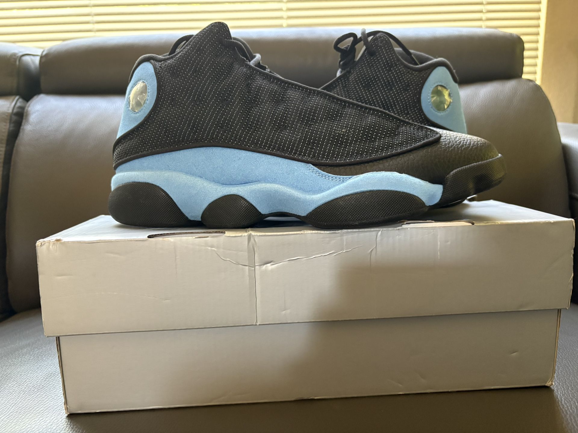 Jordan 13 black University Blue. Size 11