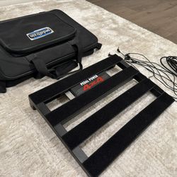 Pedaltrain classic pedalboard + Voodoo lab 4x4 