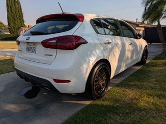 2017 KIA Forte5
