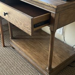 Furniture Unit With Drawer